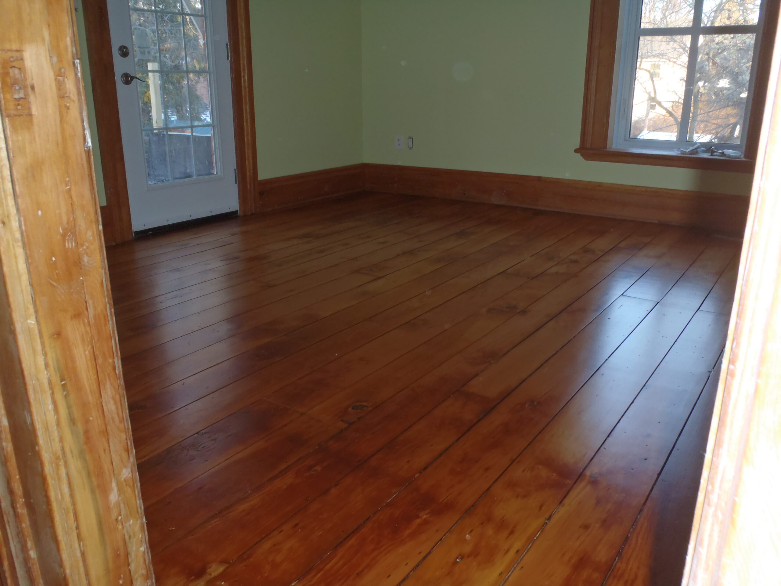 Hardwood Floor Refinishing & Staining - Arrows Hardwood Floors